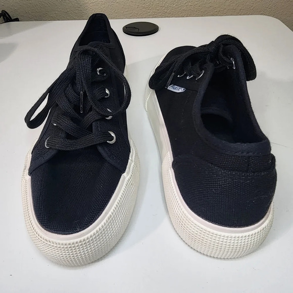 Fabletics Black Platform Sneaker - Picture 7 of 11